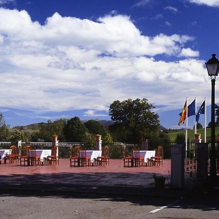 Hotel Villa De Nava Eksteriør billede