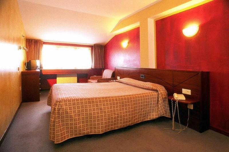 Hotel Villa De Nava Værelse billede