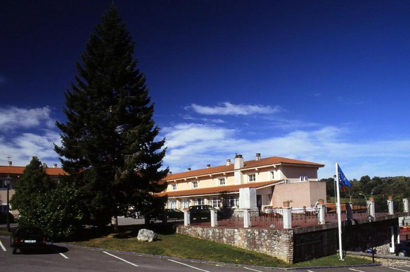 Hotel Villa De Nava Eksteriør billede